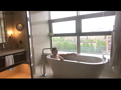 ❤️ Valtava babe runkkaa intohimoisesti pilluaan kylpyhuoneessa ️ Vittu video at fi.befuck-net.ru ❌